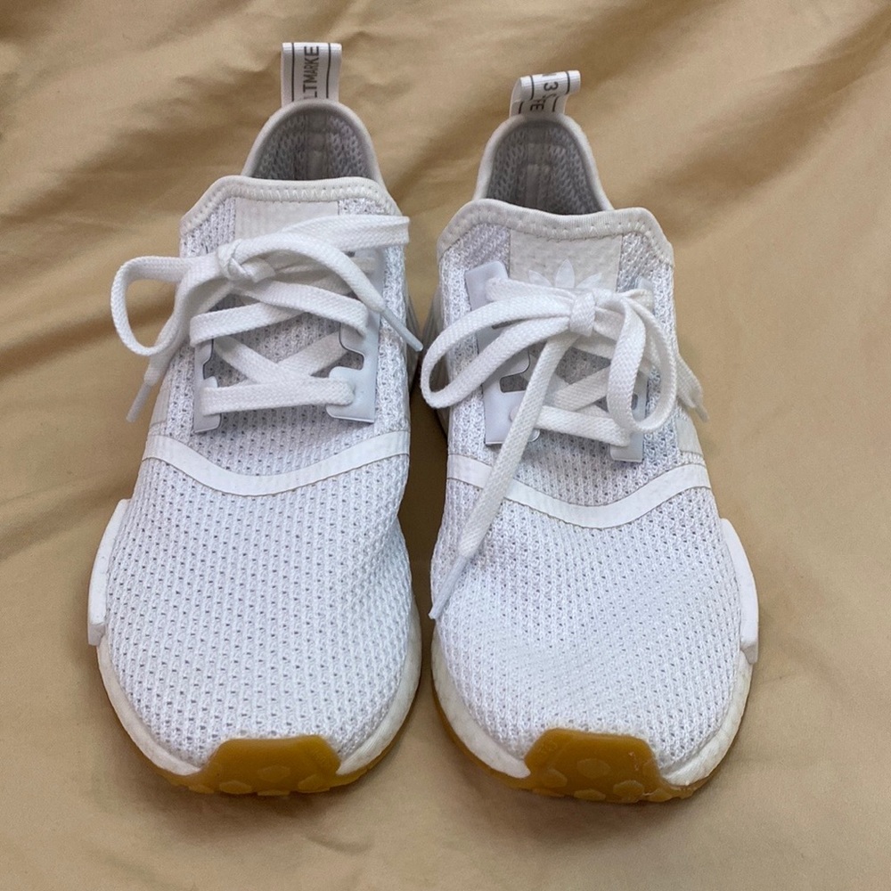 Mens Adidas boost , white, size 6 1/2, casually used